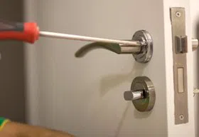 Miami Lock And Keys Miami, FL 305-507-0151 - 17a-Install-New-Lock